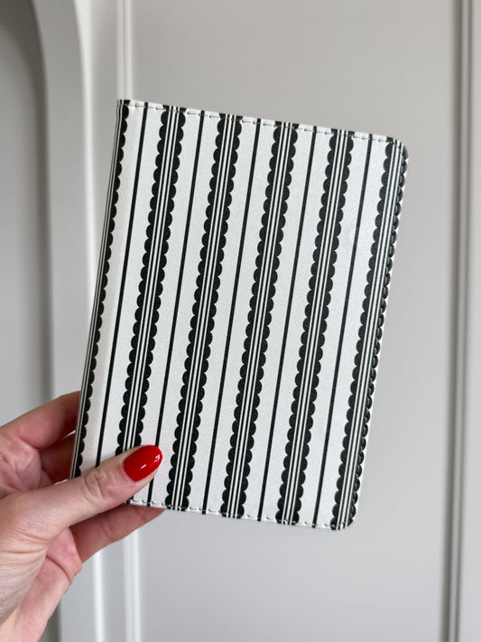 Black and White Lace Kindle Case