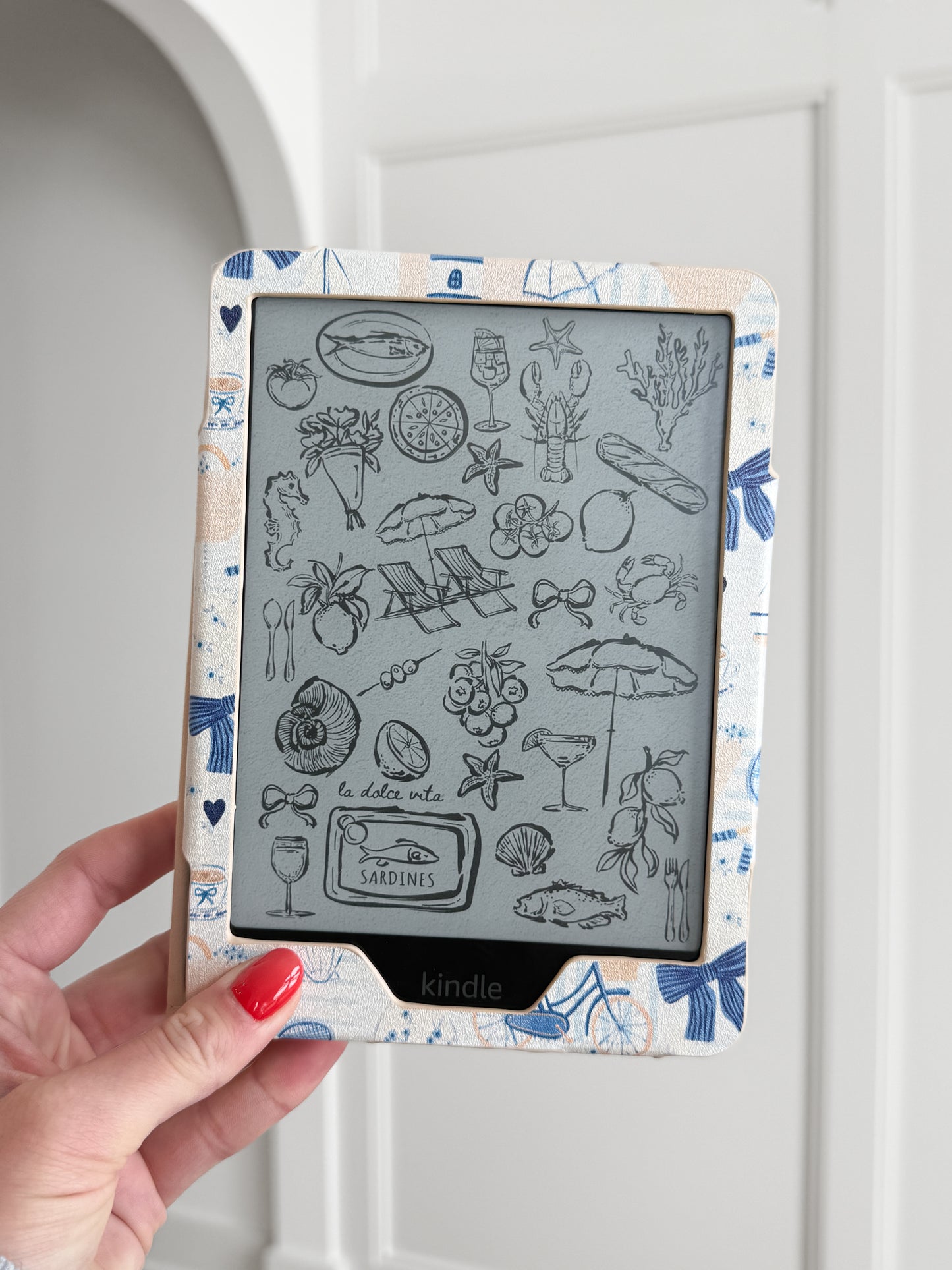 Beachside Reads Blue Kindle Case