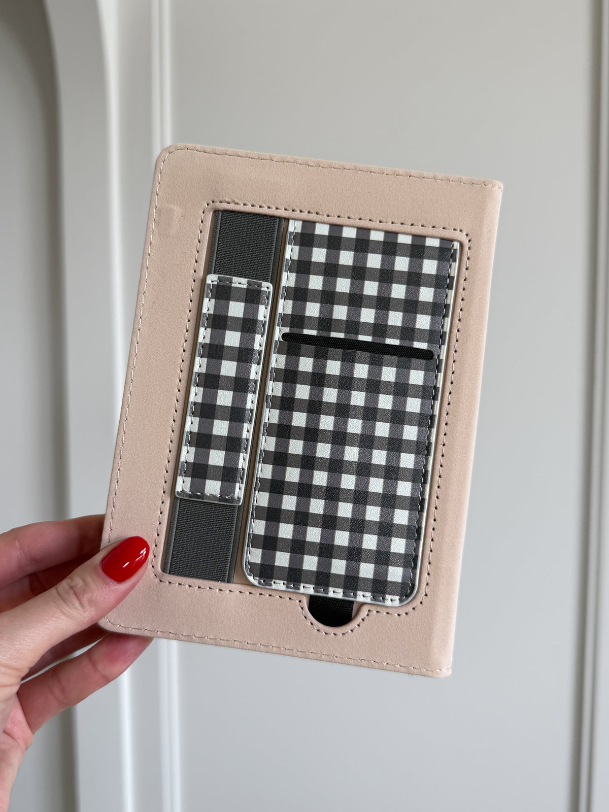 Black and White Gingham Kindle Case