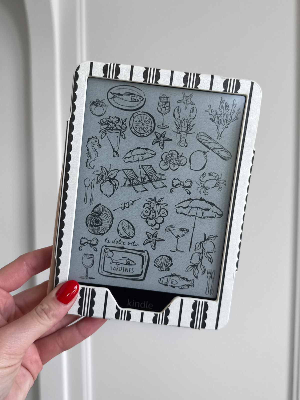 Black and White Lace Kindle Case