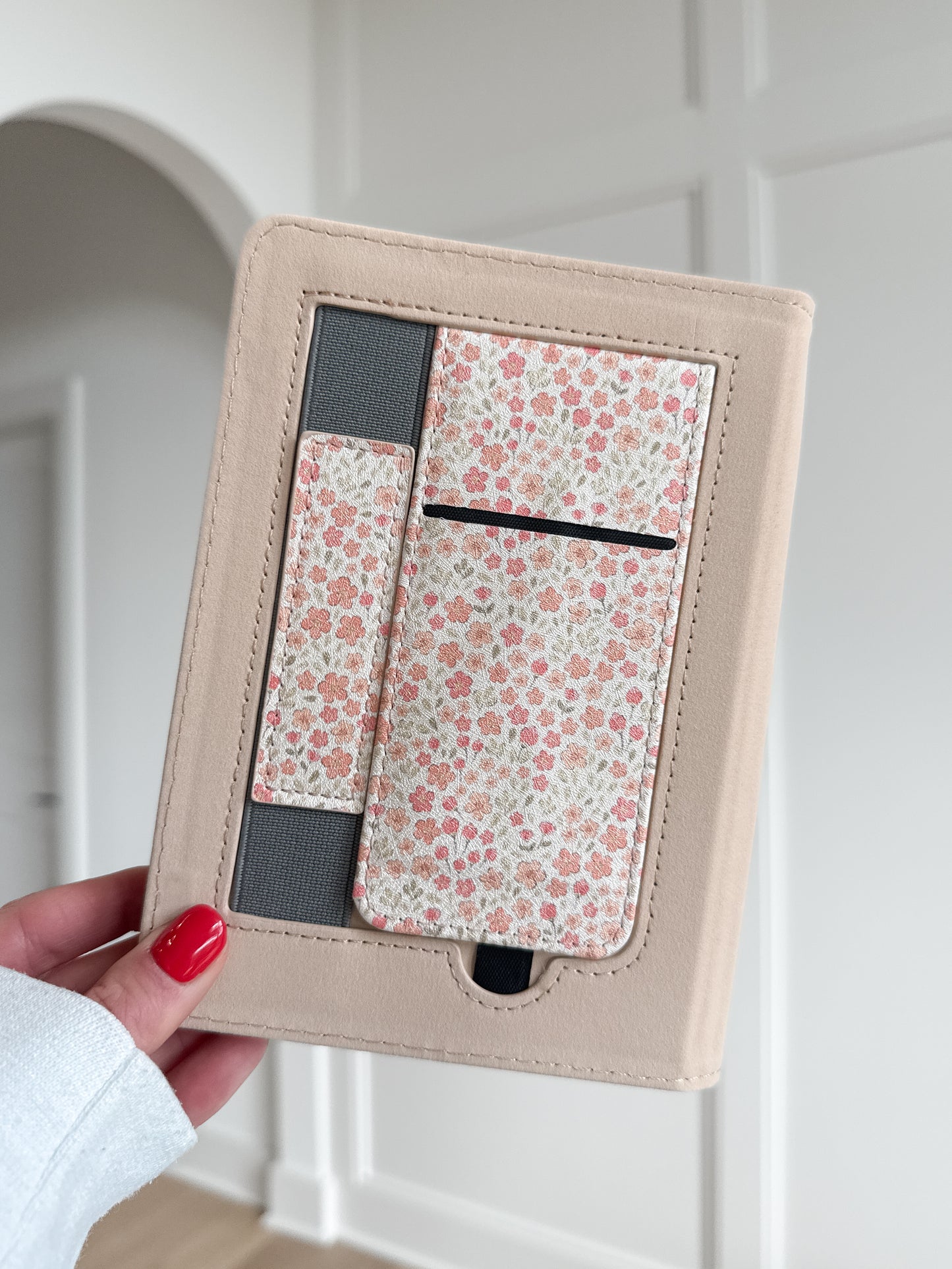 Blossoms Floral Kindle Case