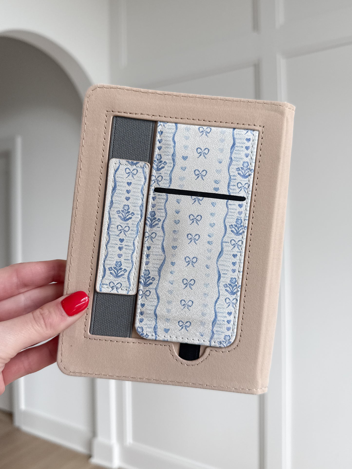 Brighter Days Blue Bow Kindle Case