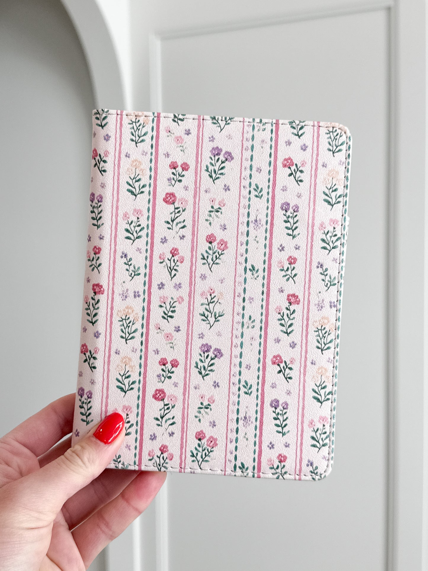 Field of Dreams Pink Floral Kindle Case