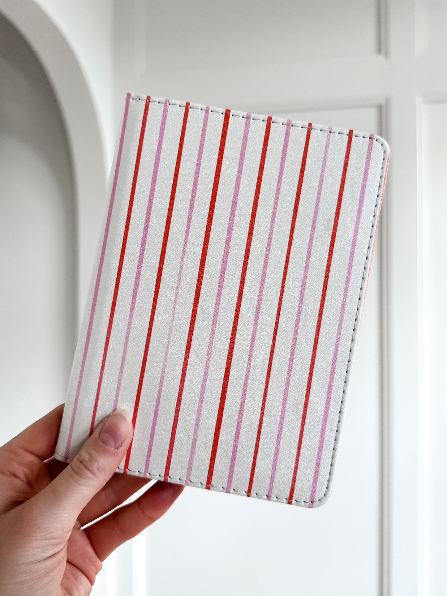 Peppermint Red & Pink Strip Kindle Case