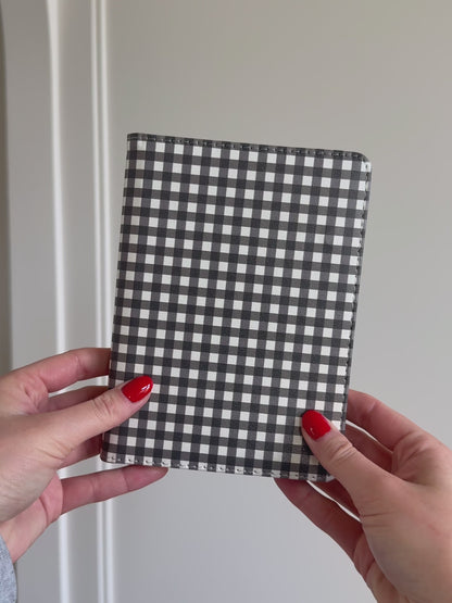Black and White Gingham Kindle Case